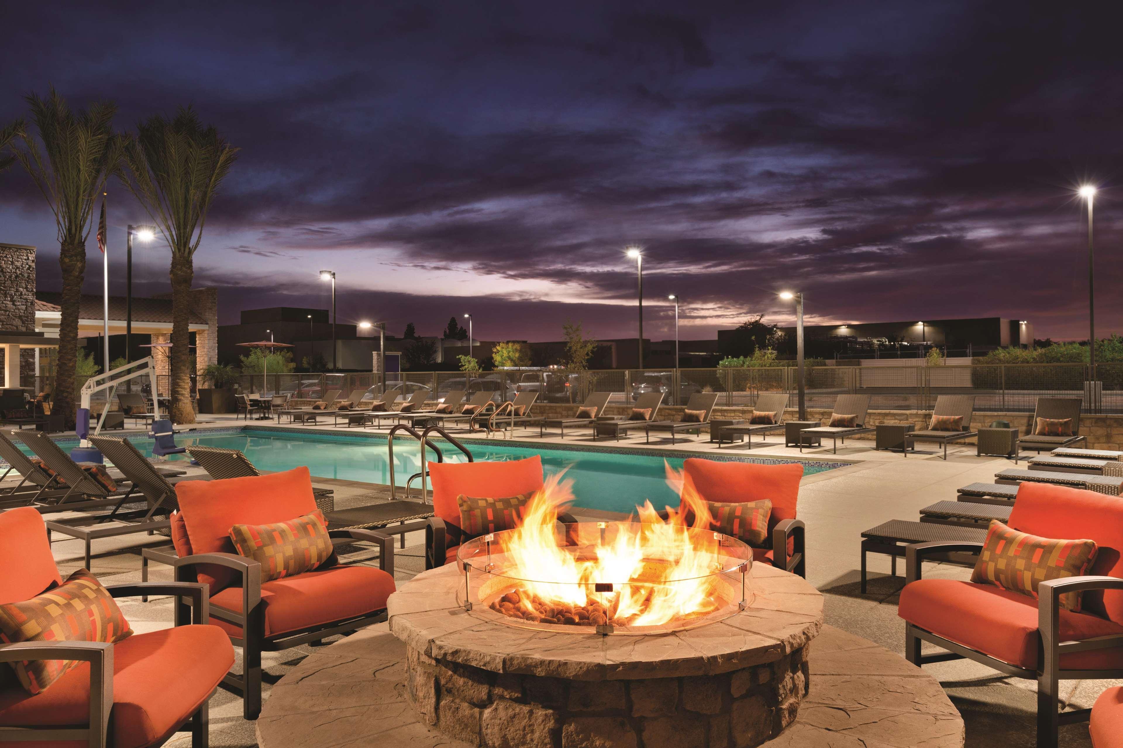 Hyatt Regency Phoenix Downtown - No Destination Fees Extérieur photo
