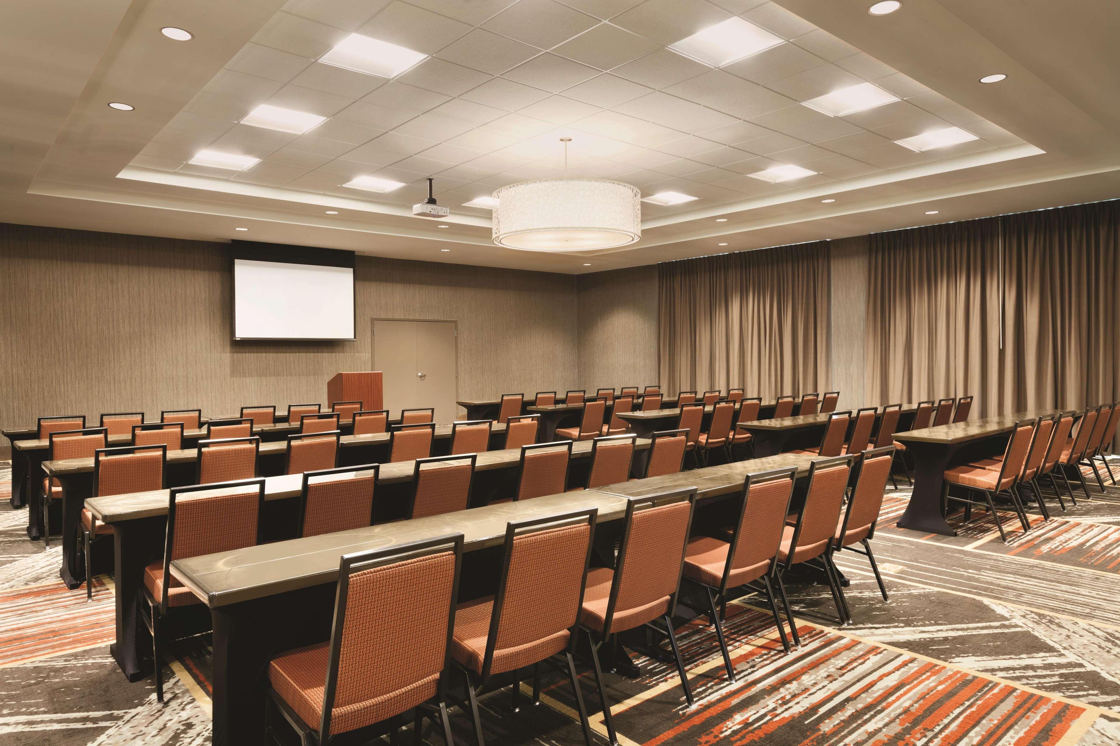 Hyatt Regency Phoenix Downtown - No Destination Fees Extérieur photo