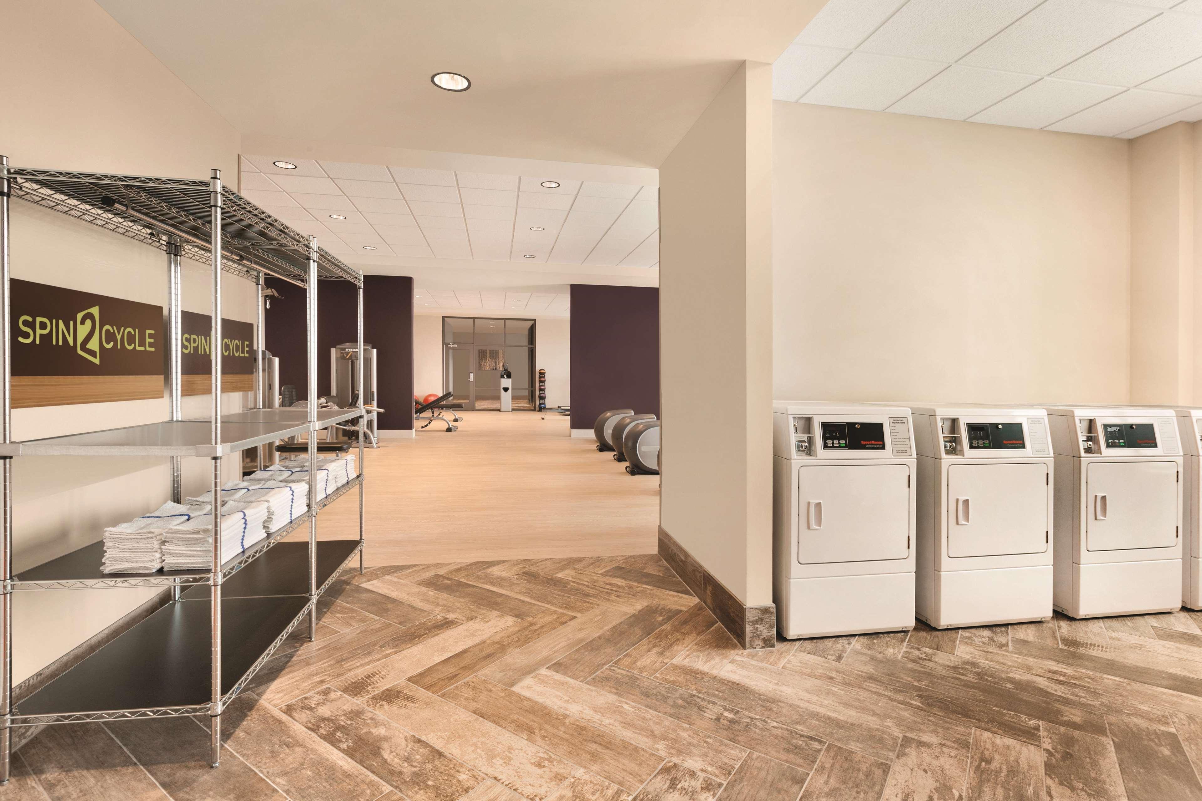Hyatt Regency Phoenix Downtown - No Destination Fees Extérieur photo