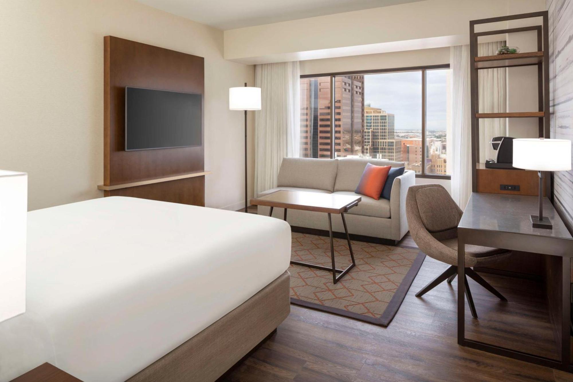 Hyatt Regency Phoenix Downtown - No Destination Fees Extérieur photo