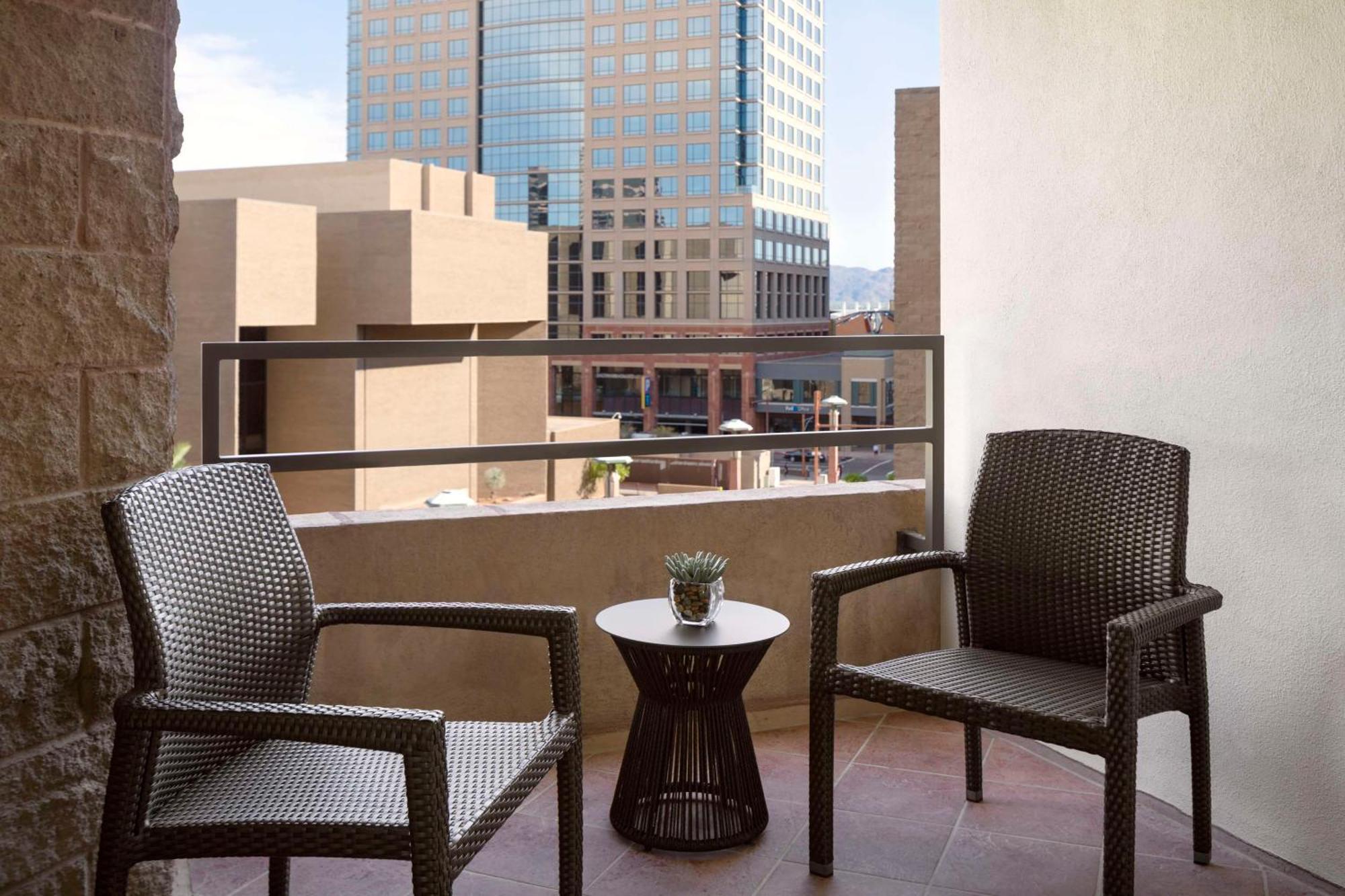 Hyatt Regency Phoenix Downtown - No Destination Fees Extérieur photo