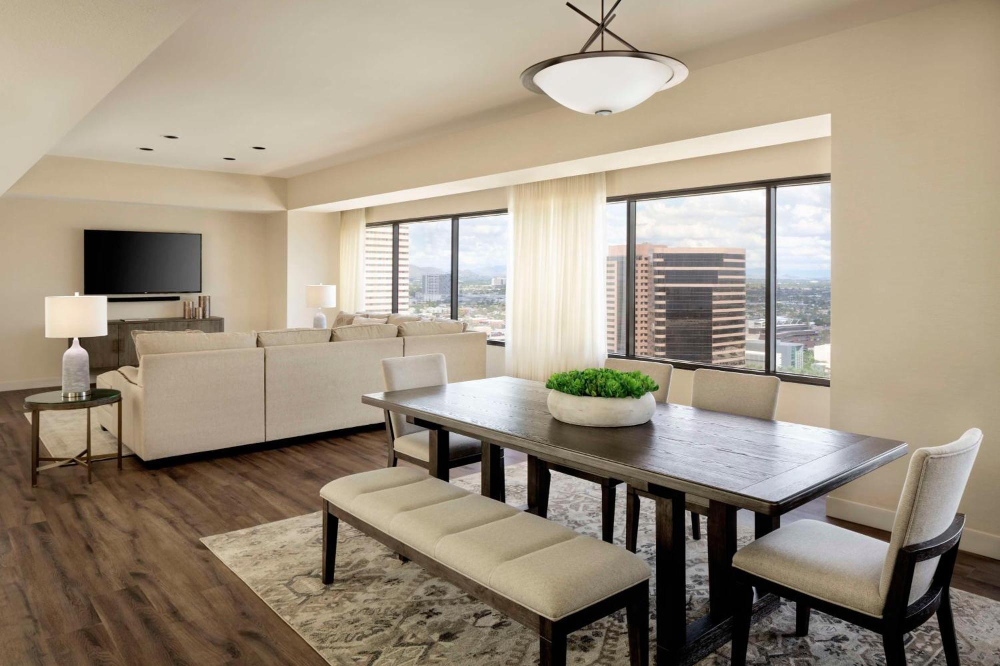 Hyatt Regency Phoenix Downtown - No Destination Fees Extérieur photo