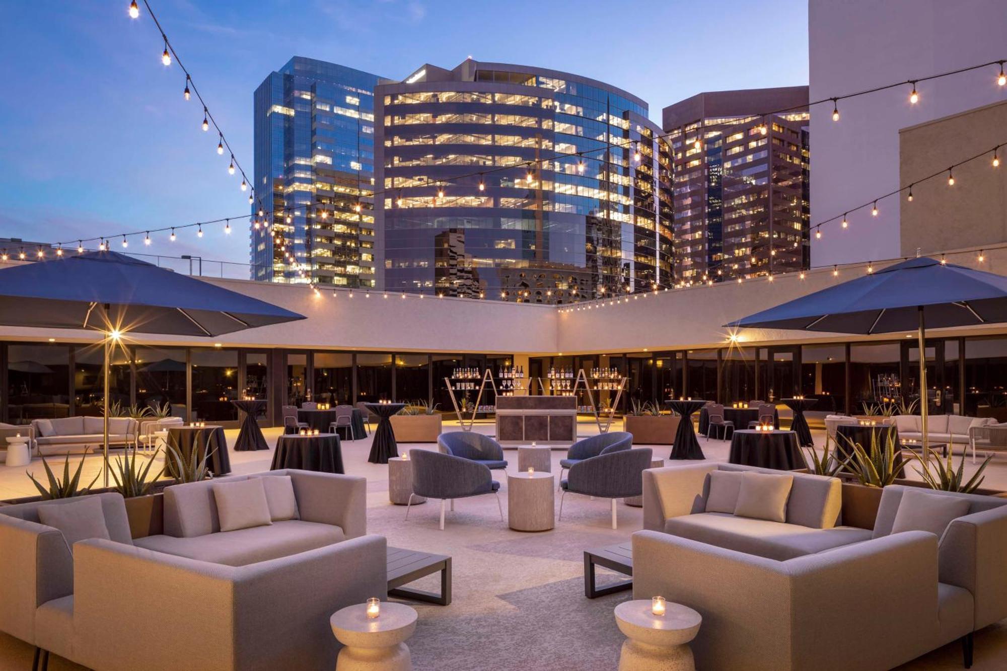 Hyatt Regency Phoenix Downtown - No Destination Fees Extérieur photo