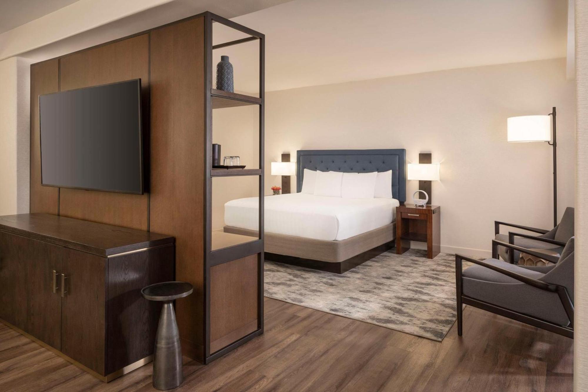 Hyatt Regency Phoenix Downtown - No Destination Fees Extérieur photo